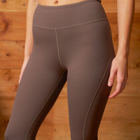 Elevate Legging - Truffle