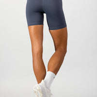 Dusk 6-Inch Short