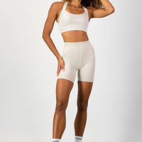 Dawn 6-Inch Short